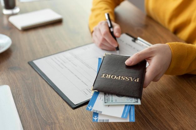 Dubai visa consultants providing tourist, family and employment visa services