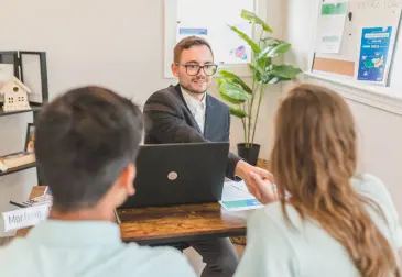 Financial and banking support for businesses in Al Qusais Dubai