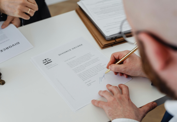 Certified legal translation services in Dubai for official documents